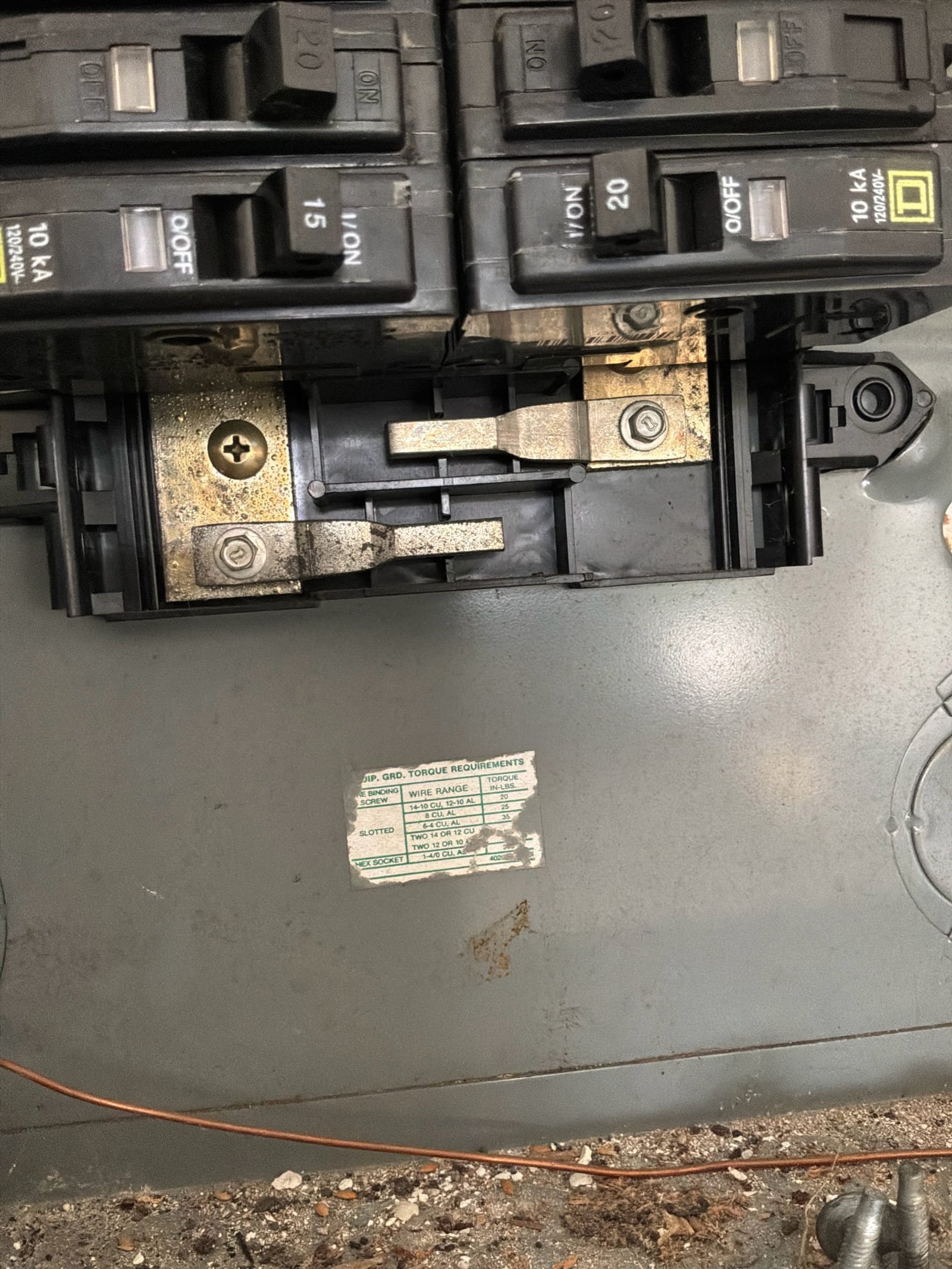 Panel bus and 240V breaker detail during the pool switch GFCI install