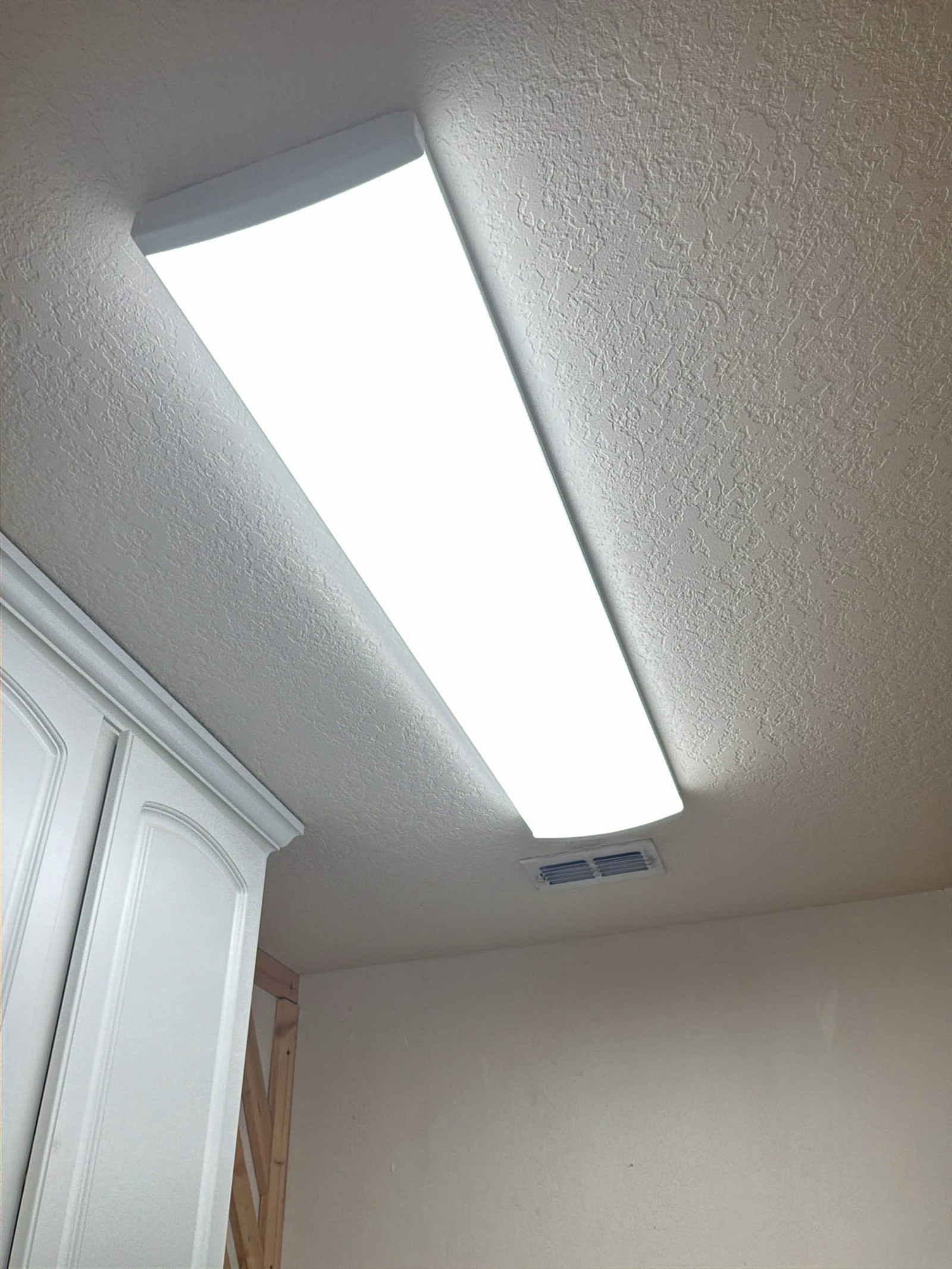 Why an Ocoee Light Fixture Repair Became a Full Inspection