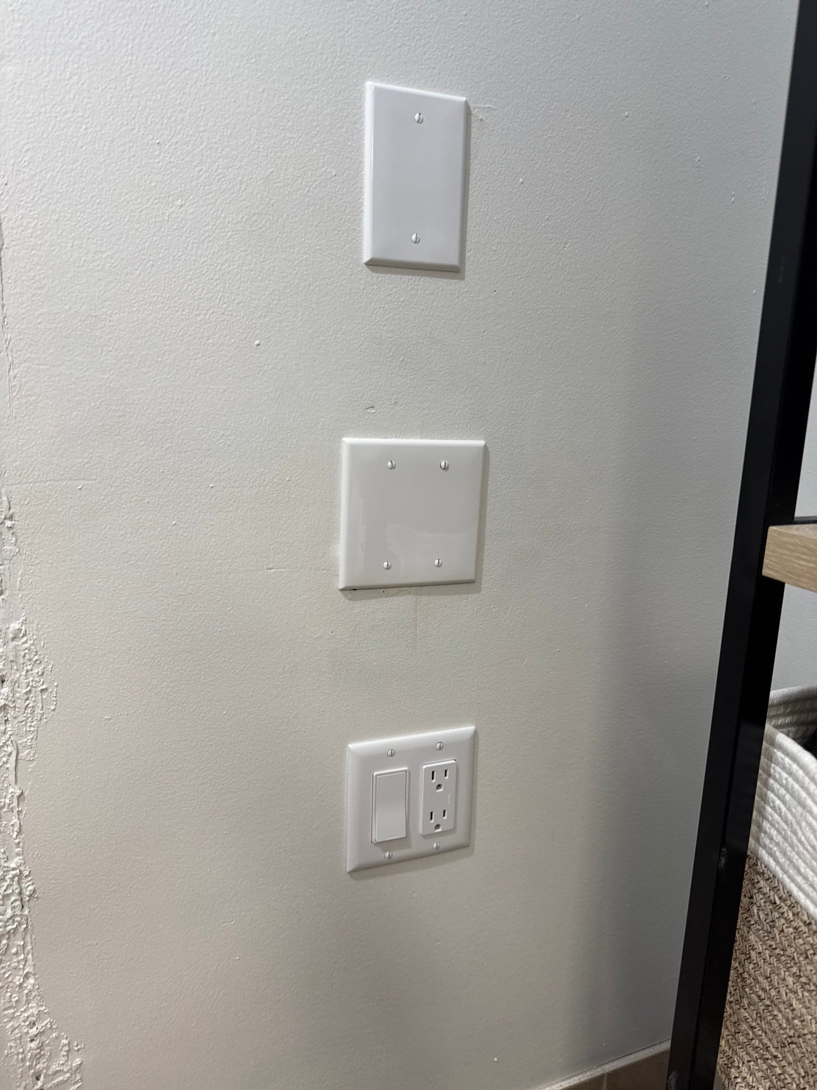 Switch documented on an Outlet/GFCI-Repair/Replace job in Altamonte Springs, FL.