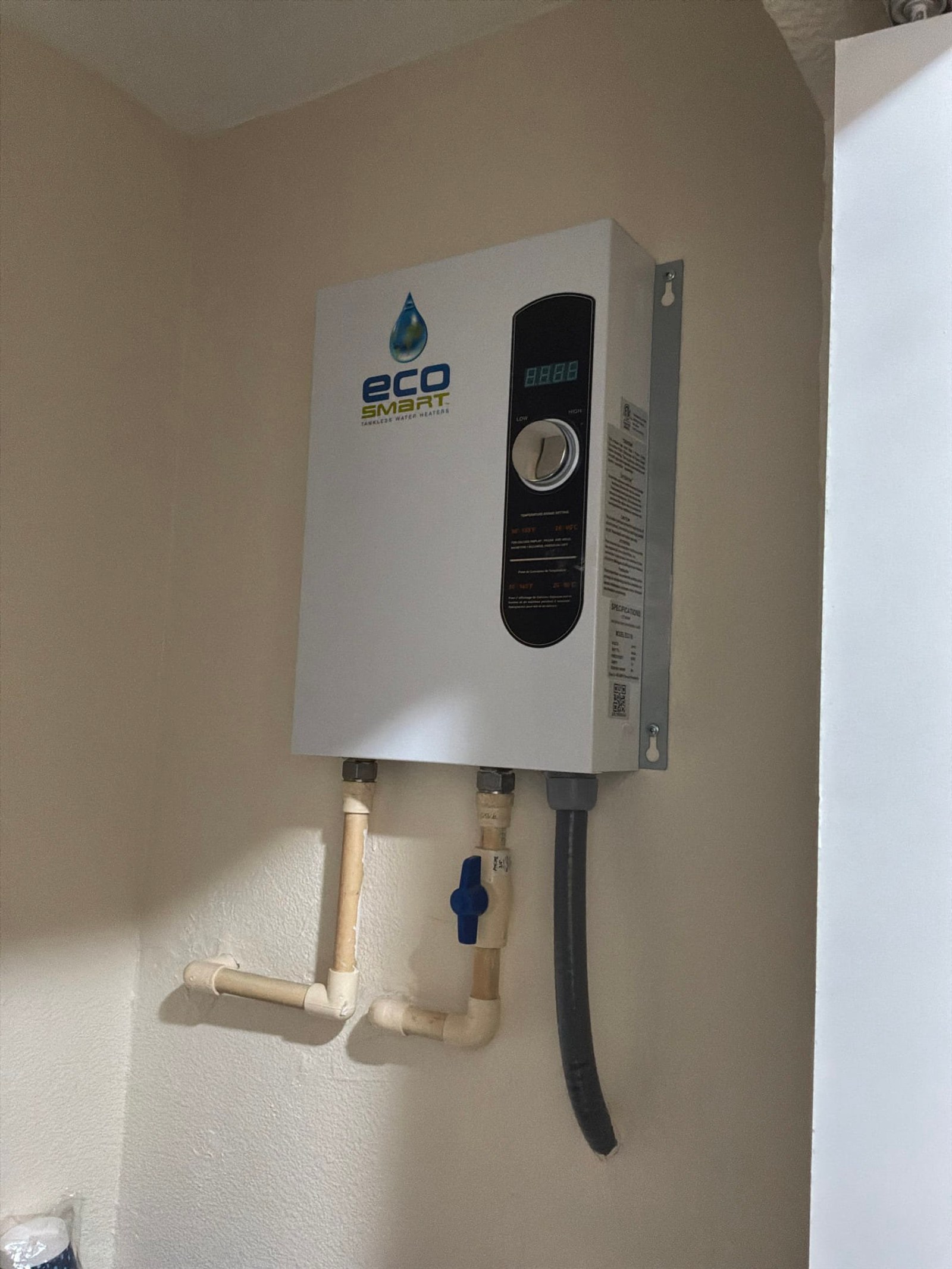 Orlando Outlet Replaced After Thermal Stress on 32811 Home