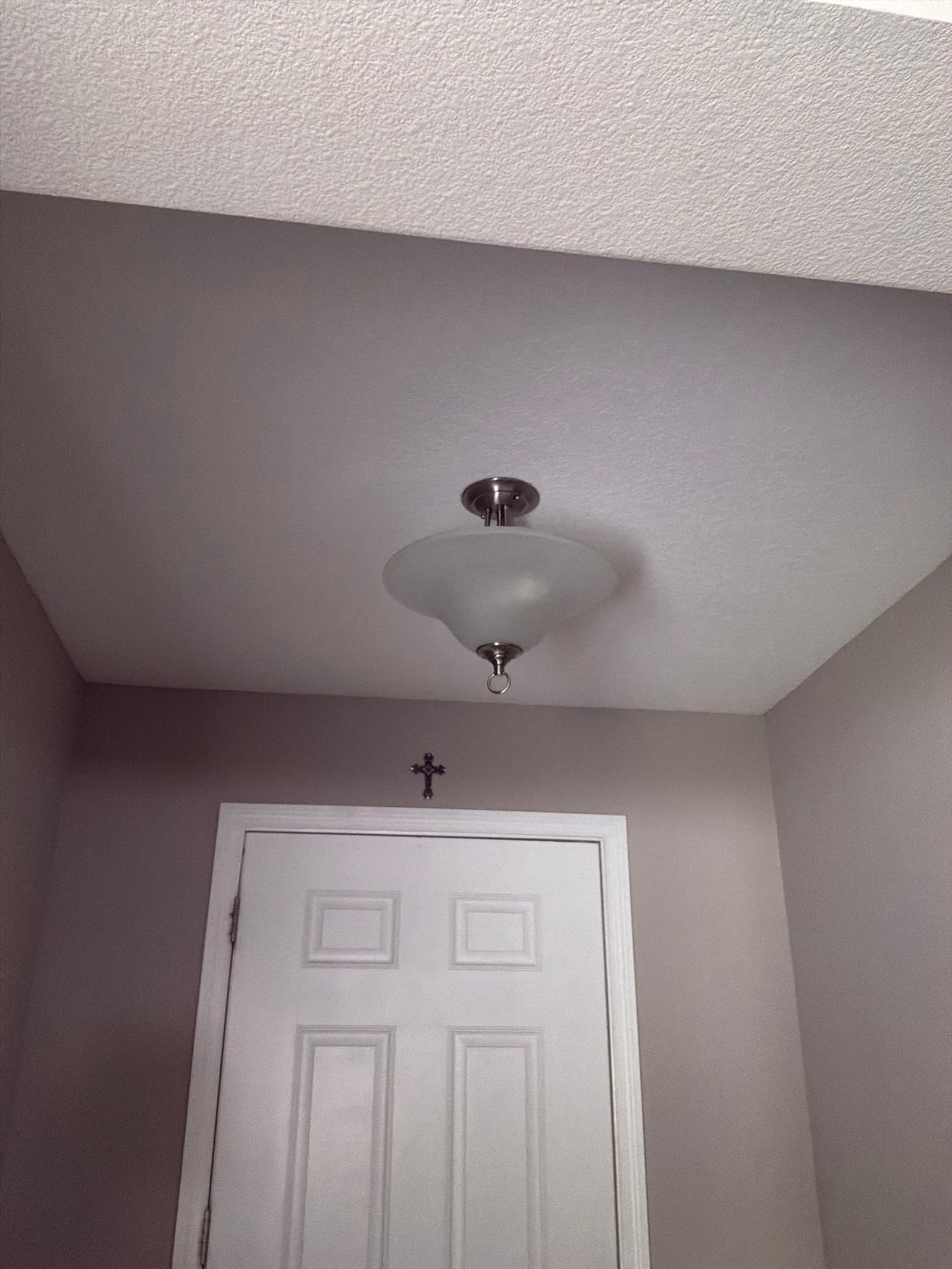 Pendant Lights and Loose Outlets Fixed in Winter Garden